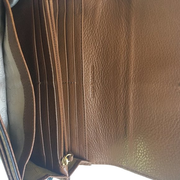 Michael Kors Signature Tan Leather Clutch - Picture 3 of 4